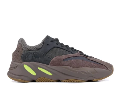 Кроссовки Yeezy Boost 700 Schuhe Wave Runner